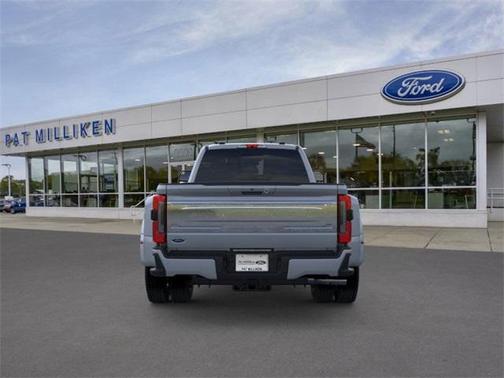 2026 Ford F-450 Platinum