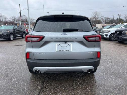 Iconic Silver Metallic 2024 Ford Escape Active