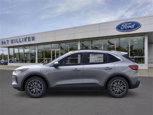 2025 Ford Escape PHEV SE