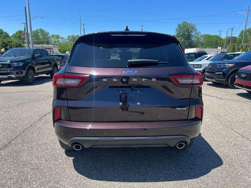 Cinnabar Red Metallic Premium Colorant 2023 Ford Escape ST-Line