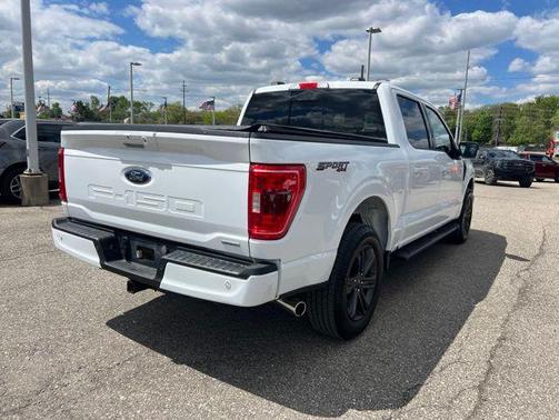 Oxford White 2023 Ford F-150 XLT