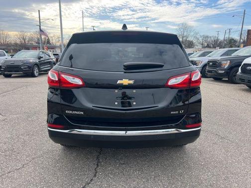 Mosaic Black Metallic 2018 Chevrolet Equinox LT