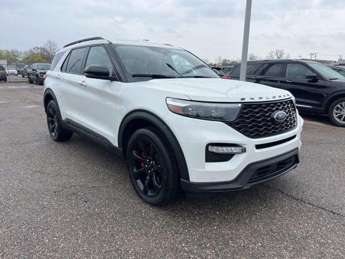 Star White Metallic Tri-Coat 2023 Ford Explorer ST
