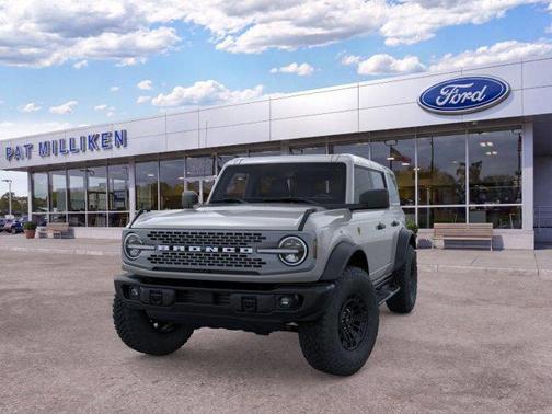 Avalanche Gray 2026 Ford Bronco Badlands