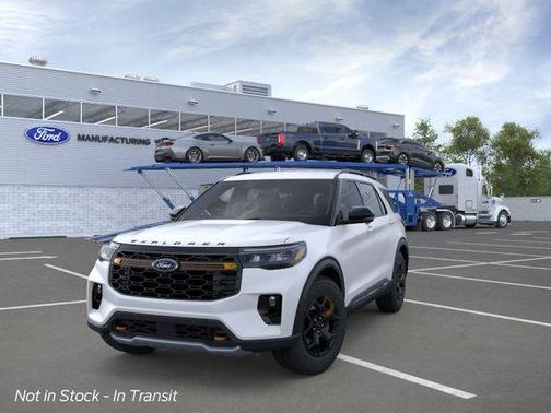 Star White Metallic Tri-Coat 2026 Ford Explorer Tremor