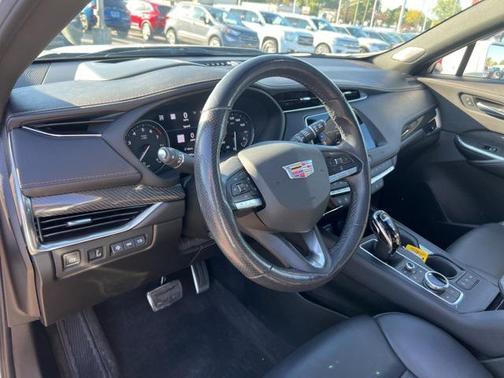 2020 Cadillac XT4 Sport
