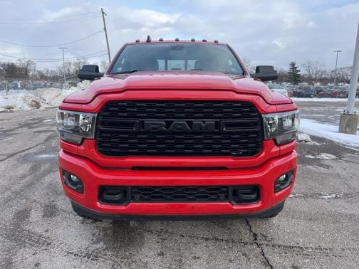 2022 RAM 2500 Big Horn Crew Cab 4x4 6'4' Box