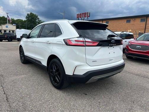 Star White Metallic Tri-Coat 2024 Ford Edge SEL