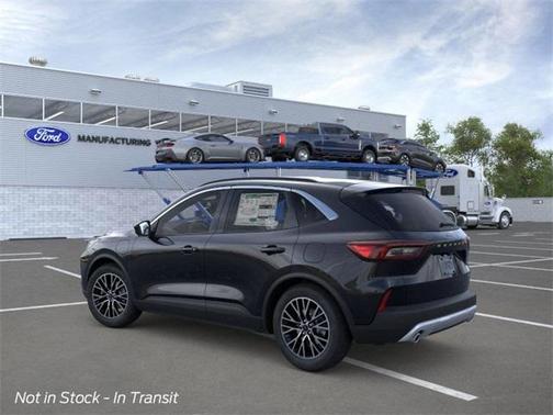 2025 Ford Escape PHEV SE