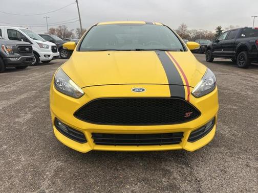 2017 Ford Focus ST 
