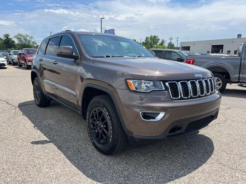 2020 Jeep Grand Cherokee Laredo
