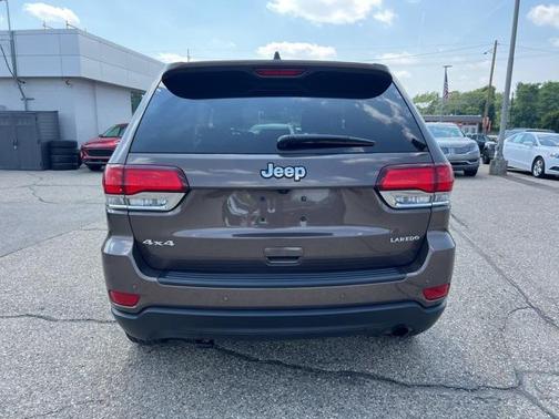 2020 Jeep Grand Cherokee Laredo