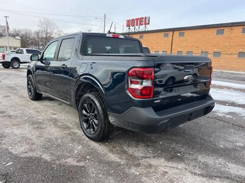 2023 Ford Maverick XLT