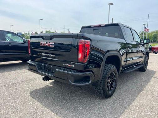 Onyx Black 2022 GMC Sierra 1500 AT4X