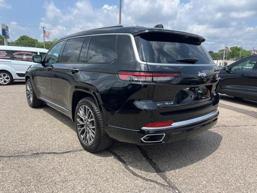 2023 Jeep Grand Cherokee L Summit Reserve