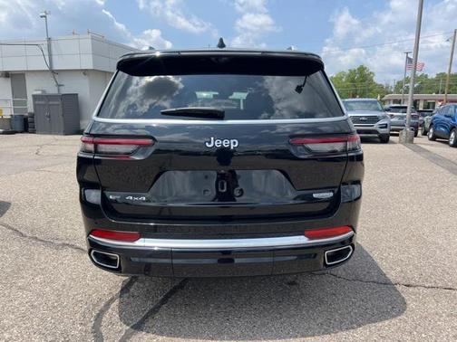 2023 Jeep Grand Cherokee L Summit Reserve