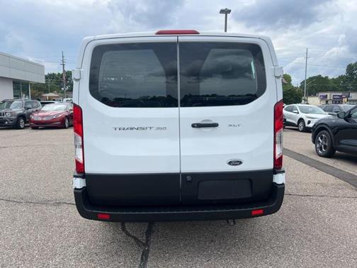 2022 Ford Transit-350 XLT