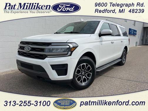 Star White Metallic Tri-Coat 2023 Ford Expedition Max XLT