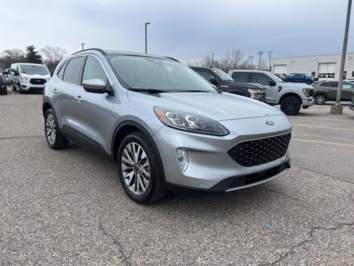 2022 Ford Escape Titanium