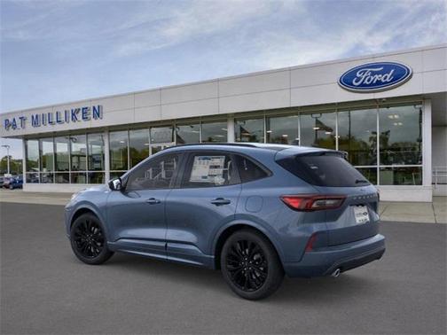 2026 Ford Escape ST-Line Elite