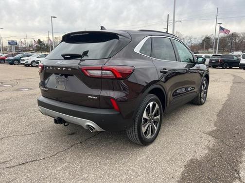 2023 Ford Escape Platinum