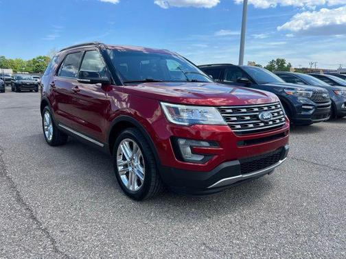 Ruby Red Metallic Tinted Clearcoat 2017 Ford Explorer XLT