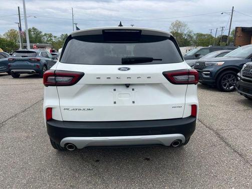 Star White Metallic Tri-Coat 2024 Ford Escape Platinum