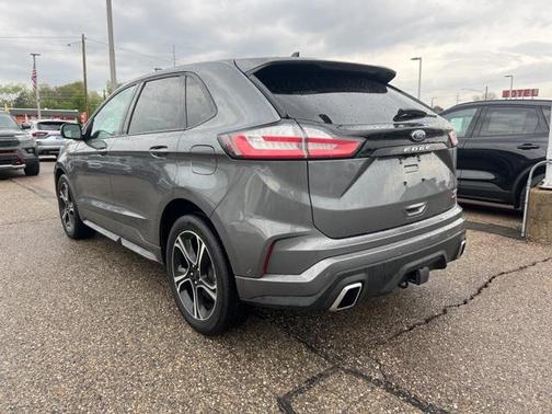 2022 Ford Edge ST