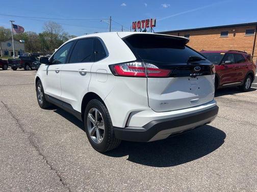 Star White Metallic Tri-Coat 2023 Ford Edge SEL