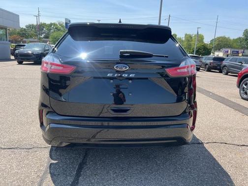 2023 Ford Edge ST Line