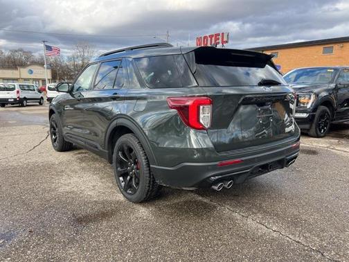 2023 Ford Explorer ST