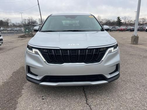 2022 Kia Carnival LXS