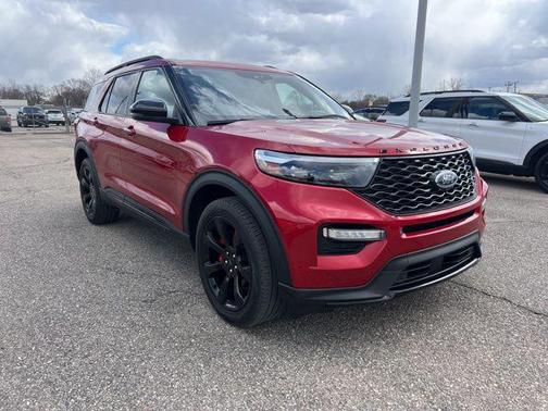 Rapid Red Metallic Tinted Clearcoat 2023 Ford Explorer ST