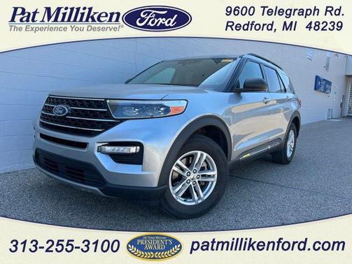 Iconic Silver Metallic 2021 Ford Explorer XLT