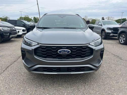 Carbonized Gray Metallic 2024 Ford Escape ST-Line