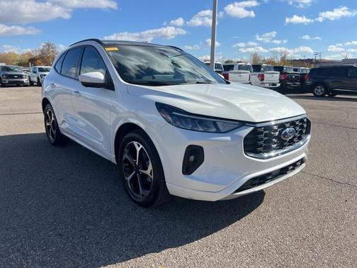 2023 Ford Escape ST-Line Select