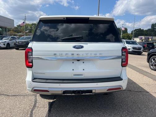 2022 Ford Expedition Platinum