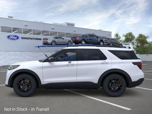 Star White Metallic Tri-Coat 2026 Ford Explorer Tremor