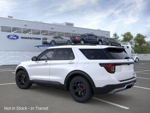 Star White Metallic Tri-Coat 2026 Ford Explorer Tremor