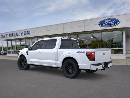 Star White Metallic Tri-Coat 2026 Ford F-150 Lariat