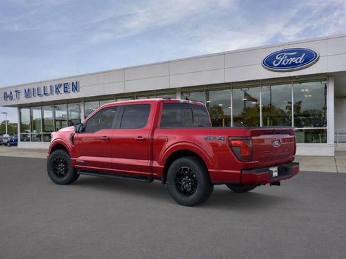 Ruby Red Metallic Tinted Clearcoat 2026 Ford F-150 XLT