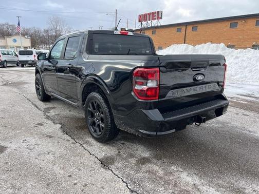 2025 Ford Maverick Lobo Standard