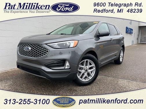 Carbonized Gray Metallic 2023 Ford Edge SEL
