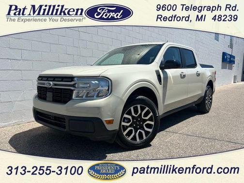 Terrain 2024 Ford Maverick Lariat
