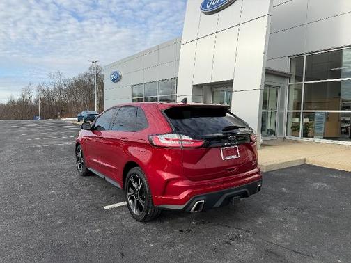 RAPID RED TINTED CC 2022 Ford Edge ST