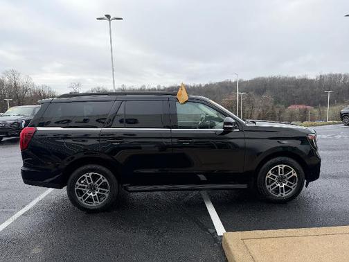 AGATE BLACK METALLIC 2025 Ford Expedition ACTIVE