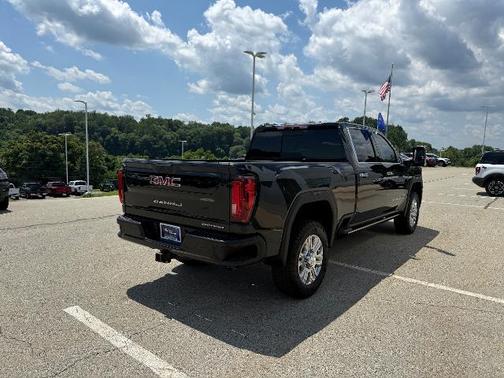 2022 GMC Sierra 1500 DENALI