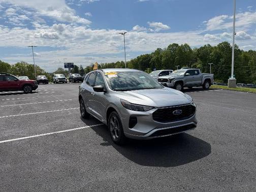 ICONIC SILVER METALLIC 2024 Ford Escape ST-LINE