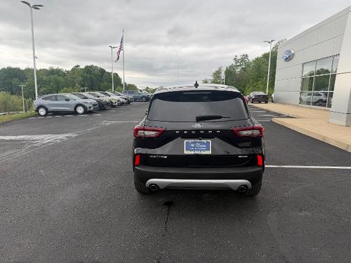 AGATE BLACK METALLIC 2024 Ford Escape ACTIVE