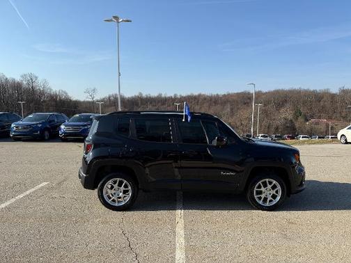 2019 Jeep Renegade LATITUDE